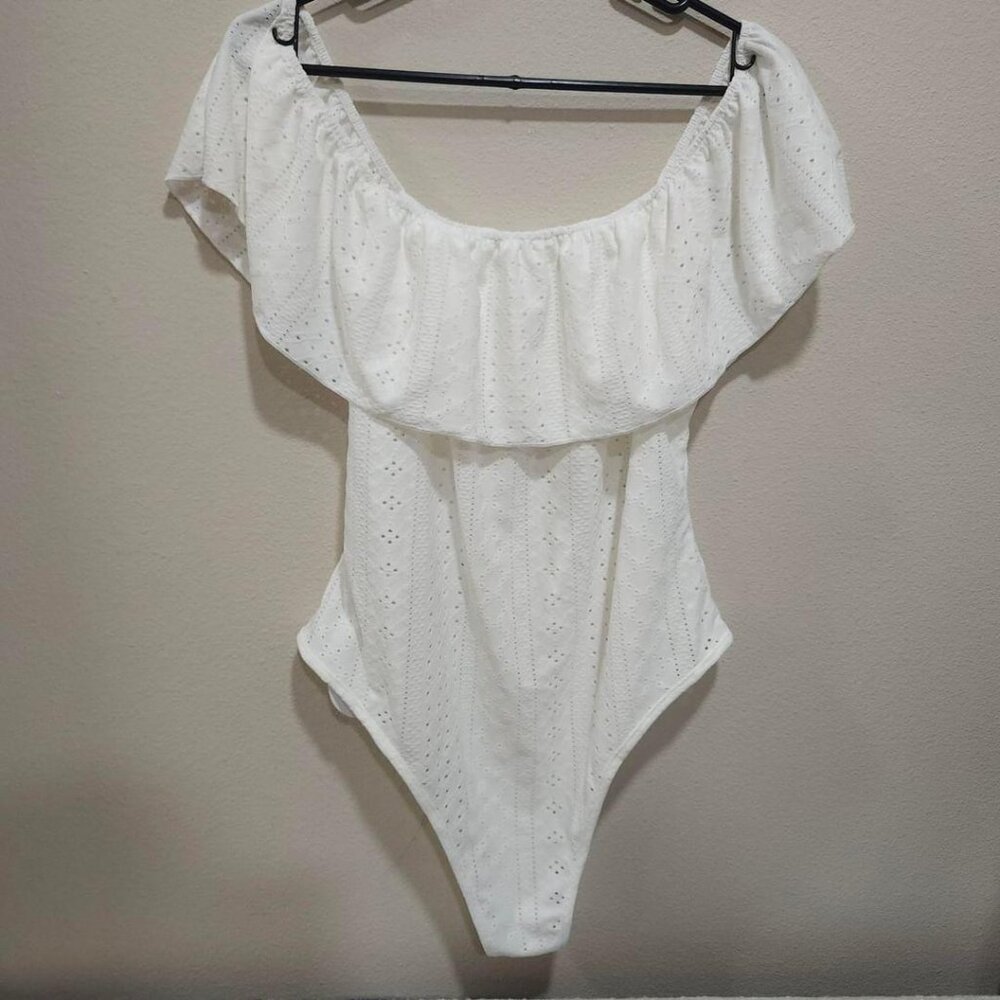 NWT Shein Curve White Eyelet Women's Bodysuit Size 2XL